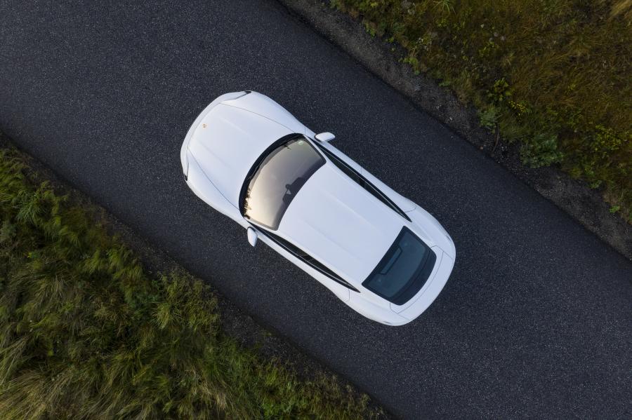  Porsche Taycan Turbo S 2019 года  (WW) (фото 20 из 46)